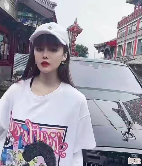 美女脱衣服不打马赛克，近日引发热议，网友们纷纷讨论其背后的社会影响与文化现象